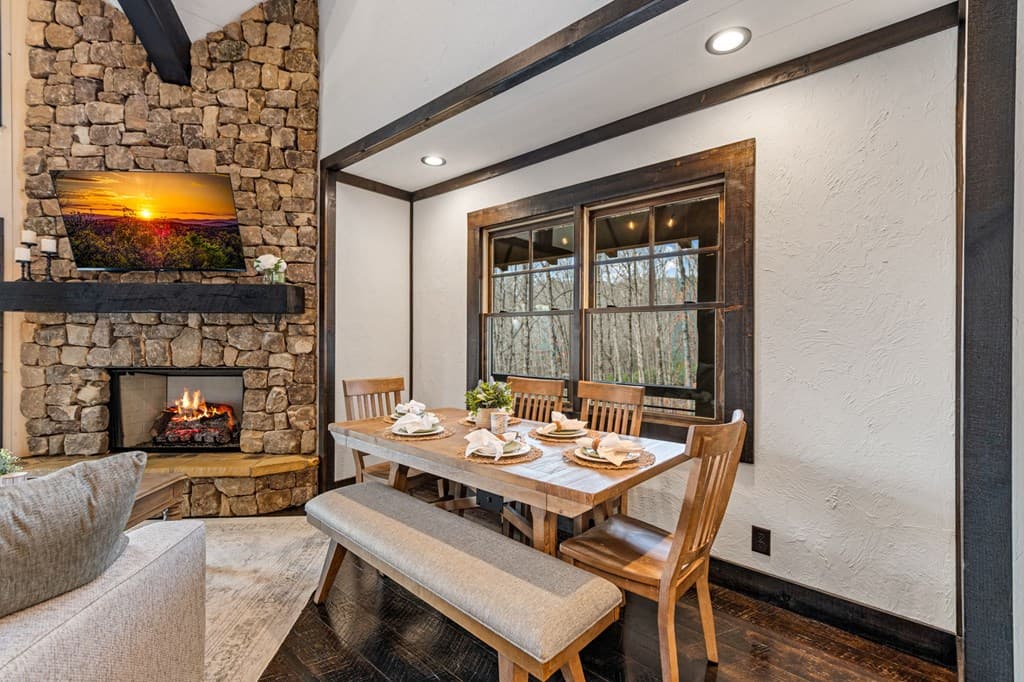 895 Price Road, Blue Ridge GA 30513 - Photo