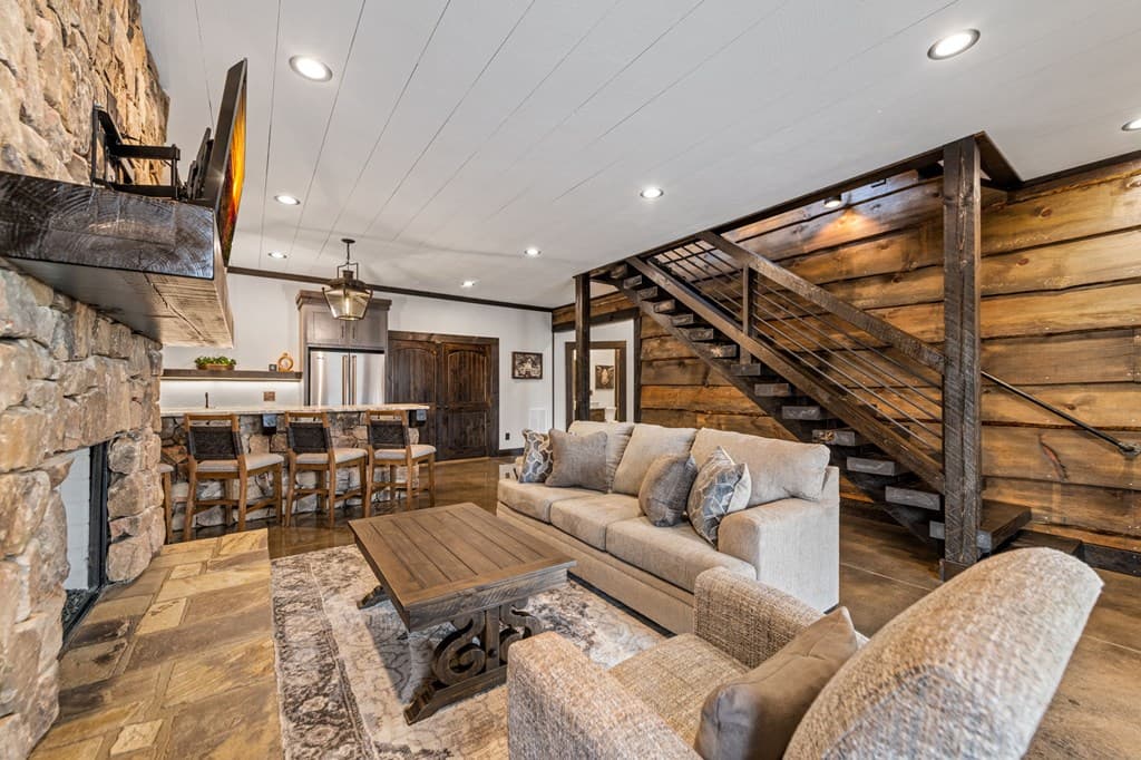 895 Price Road, Blue Ridge GA 30513 - Photo