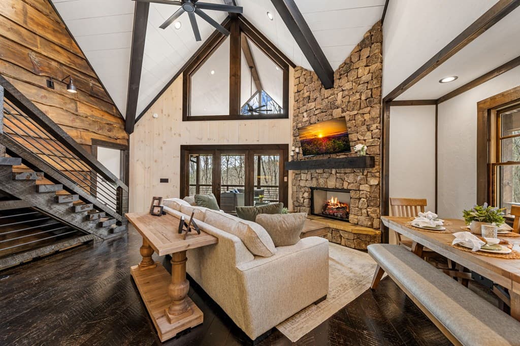 895 Price Road, Blue Ridge GA 30513 - Photo