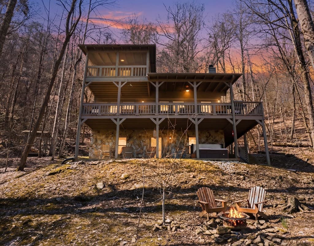 304 Ridge Circle, Blue Ridge GA 30513 - Photo