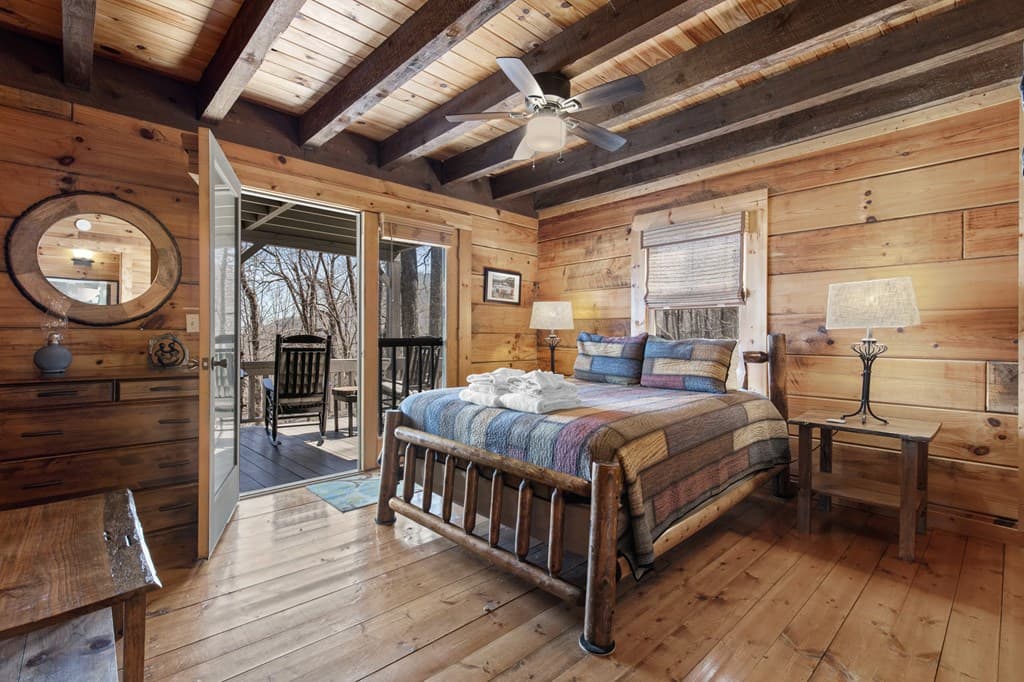 304 Ridge Circle, Blue Ridge GA 30513 - Photo