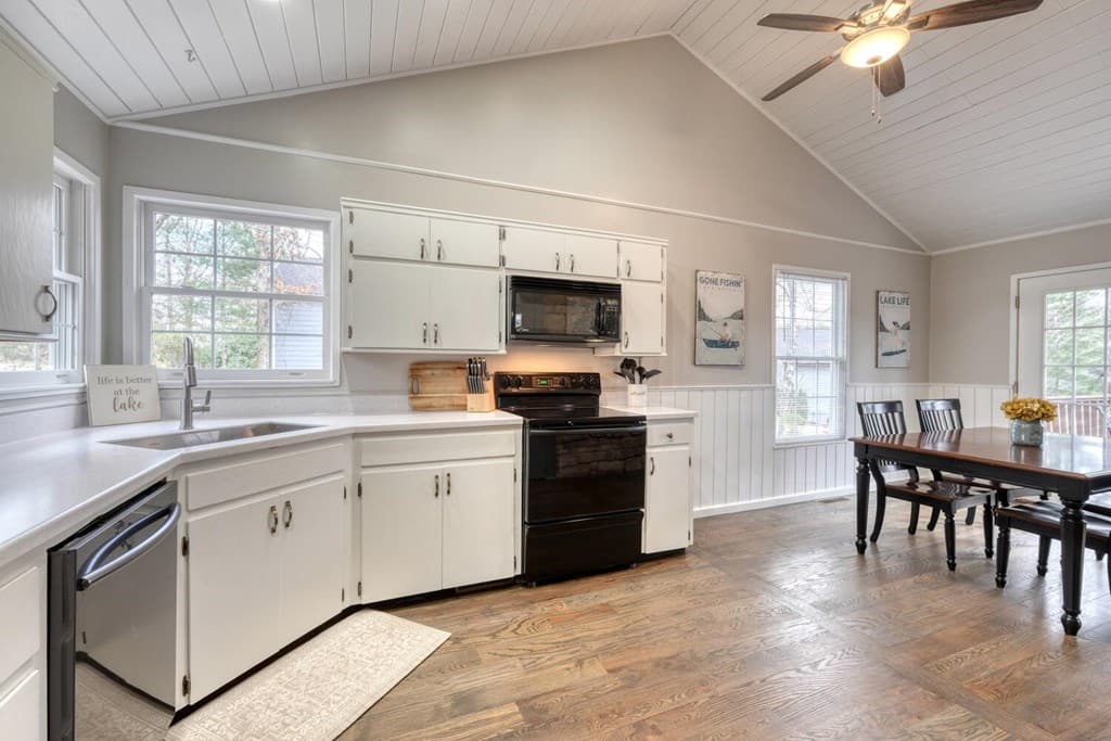 176 Madison Avenue, Blairsville GA 30512 - Photo