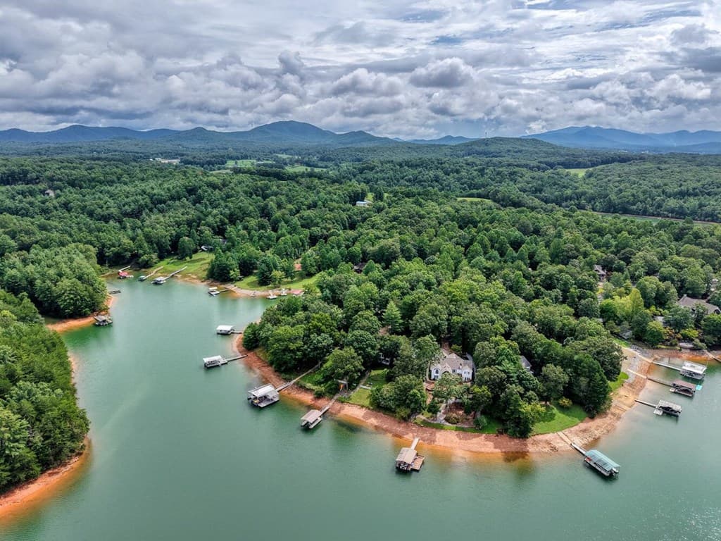 176 Madison Avenue, Blairsville GA 30512 - Photo