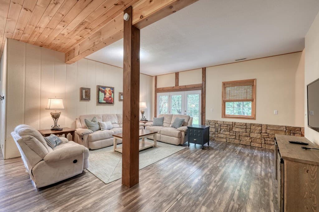 176 Madison Avenue, Blairsville GA 30512 - Photo