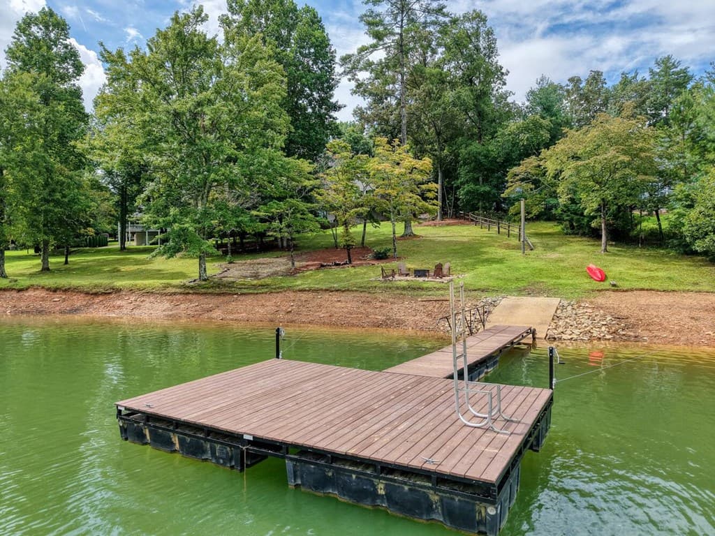 176 Madison Avenue, Blairsville GA 30512 - Photo
