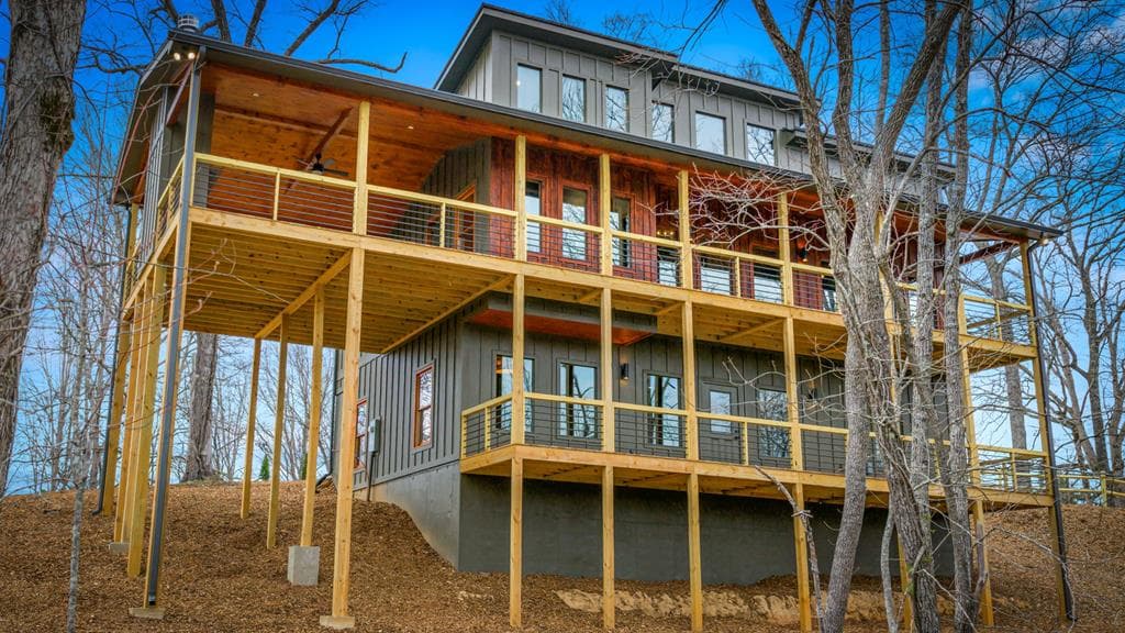 416 Windy Valley Trail, Blue Ridge GA 30513 - Primary photo