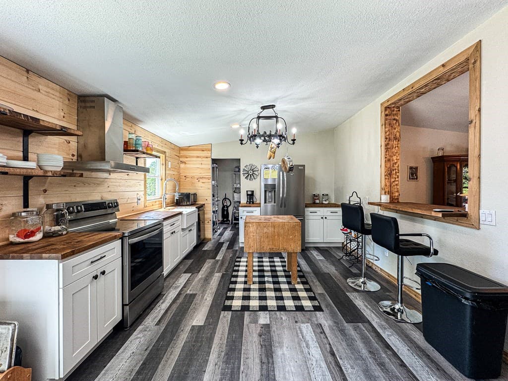 10007 Joe Brown Hwy, Murphy NC 28906 - Photo