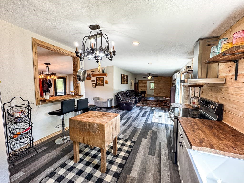 10007 Joe Brown Hwy, Murphy NC 28906 - Photo