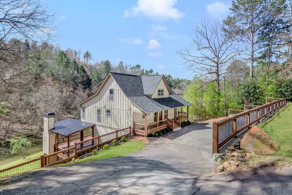105 Riveredge Drive, Ellijay GA 30536 - Photo