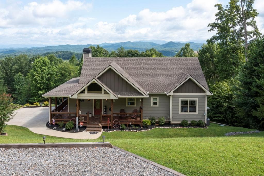 2079 Gallatin Road, Young Harris GA 30582 - Photo