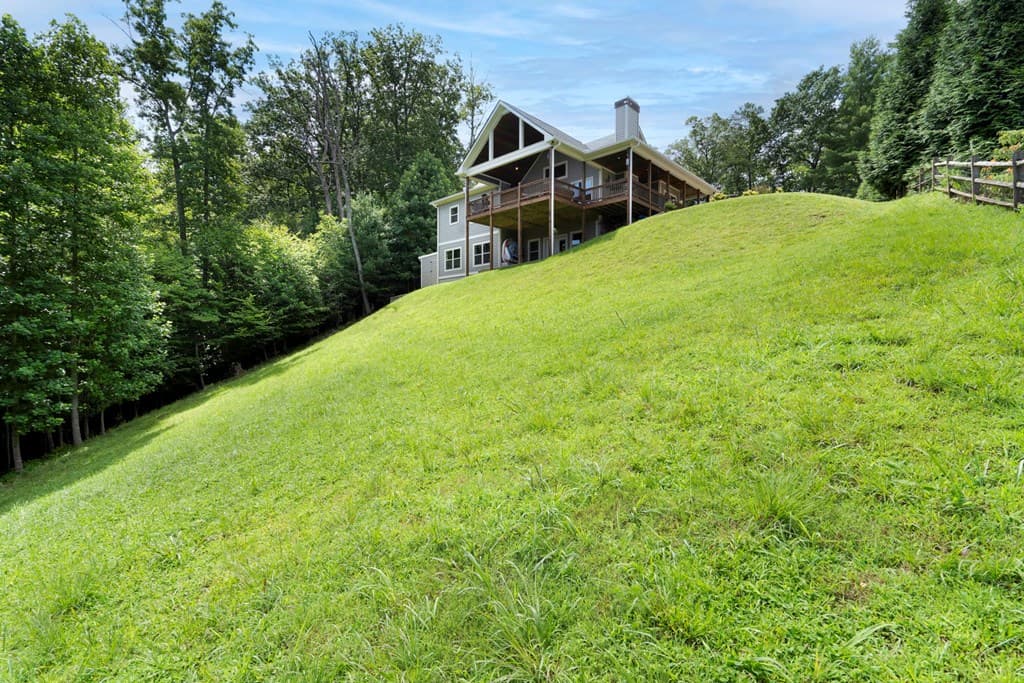 2079 Gallatin Road, Young Harris GA 30582 - Photo