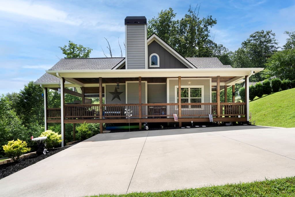 2079 Gallatin Road, Young Harris GA 30582 - Photo