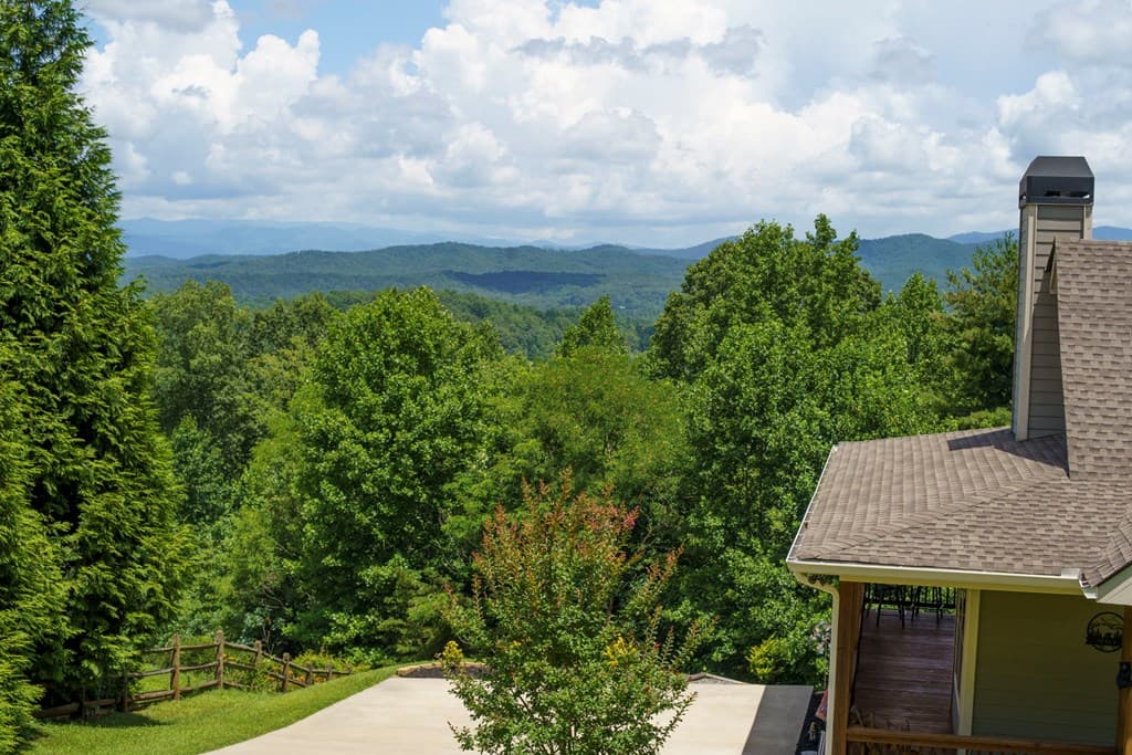 2079 Gallatin Road, Young Harris GA 30582 - Photo