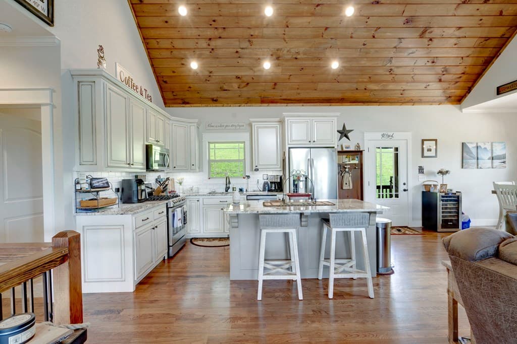2079 Gallatin Road, Young Harris GA 30582 - Photo