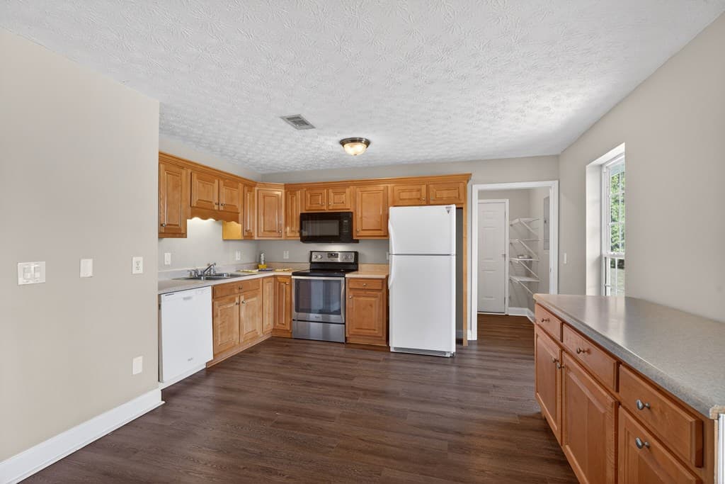 358 Old Jones Road, Ellijay GA 30540 - Photo