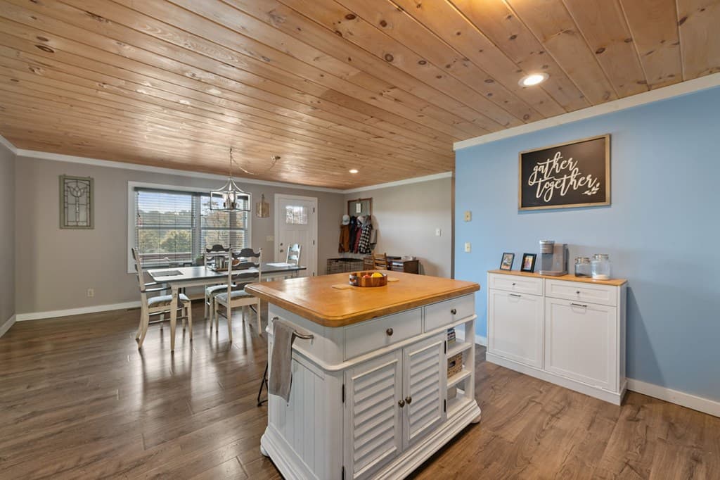 1201 Ada Street, Blue Ridge GA 30513 - Photo