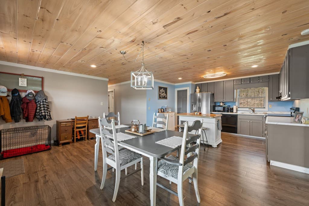 1201 Ada Street, Blue Ridge GA 30513 - Photo