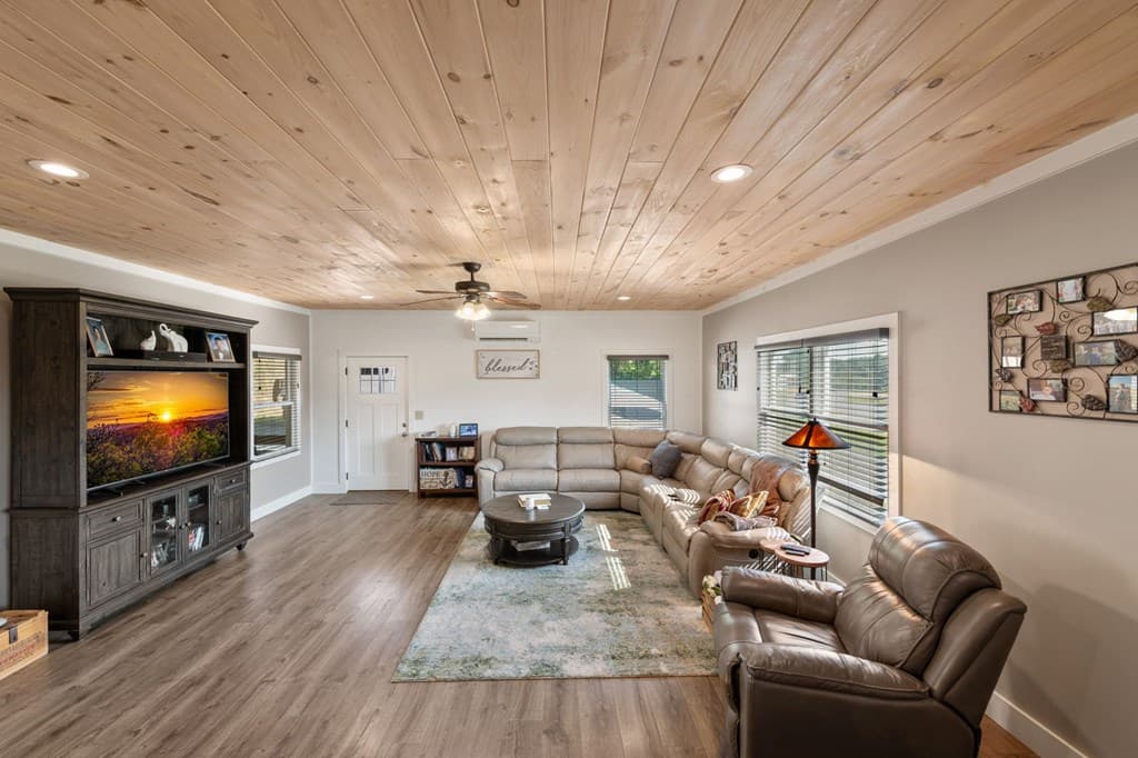 1201 Ada Street, Blue Ridge GA 30513 - Photo