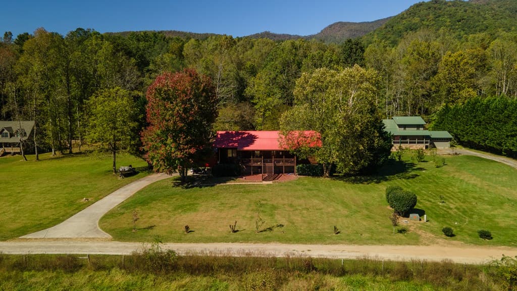 32 Mountain Meadows Drive, Hayesville NC 28904 - Photo