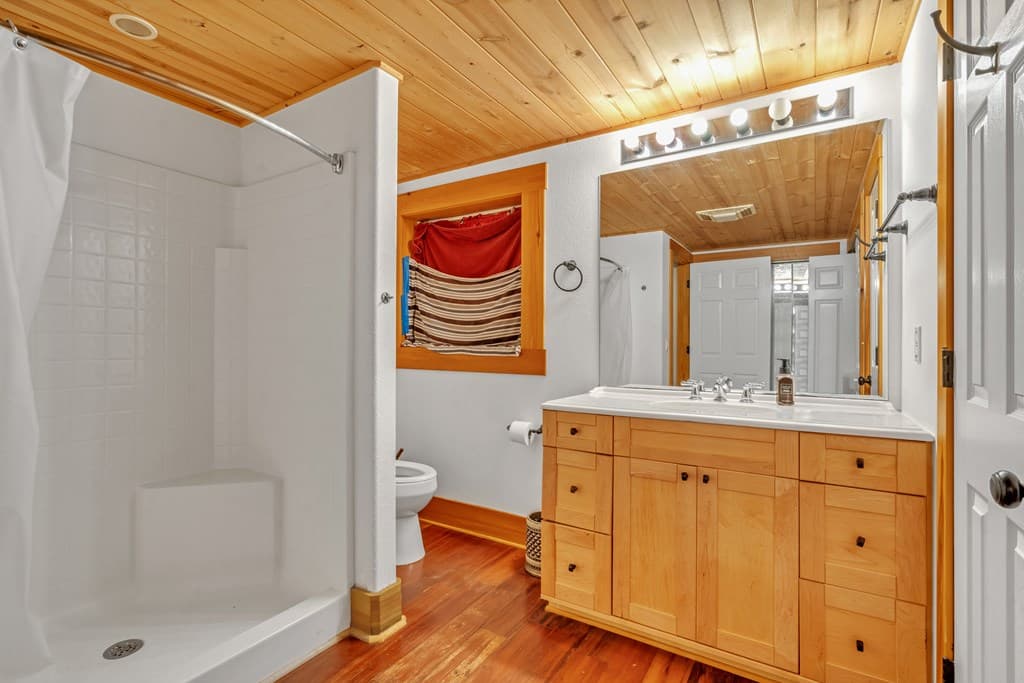 32 Mountain Meadows Drive, Hayesville NC 28904 - Photo