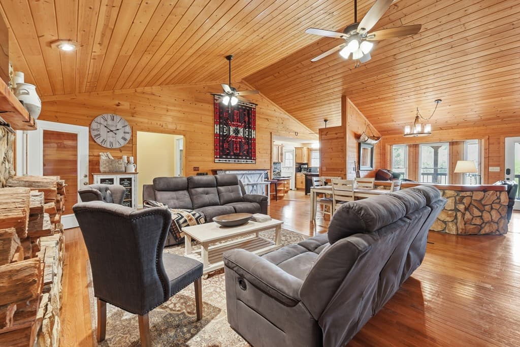 288 Happy Valley Drive, Blairsville GA 30512 - Photo