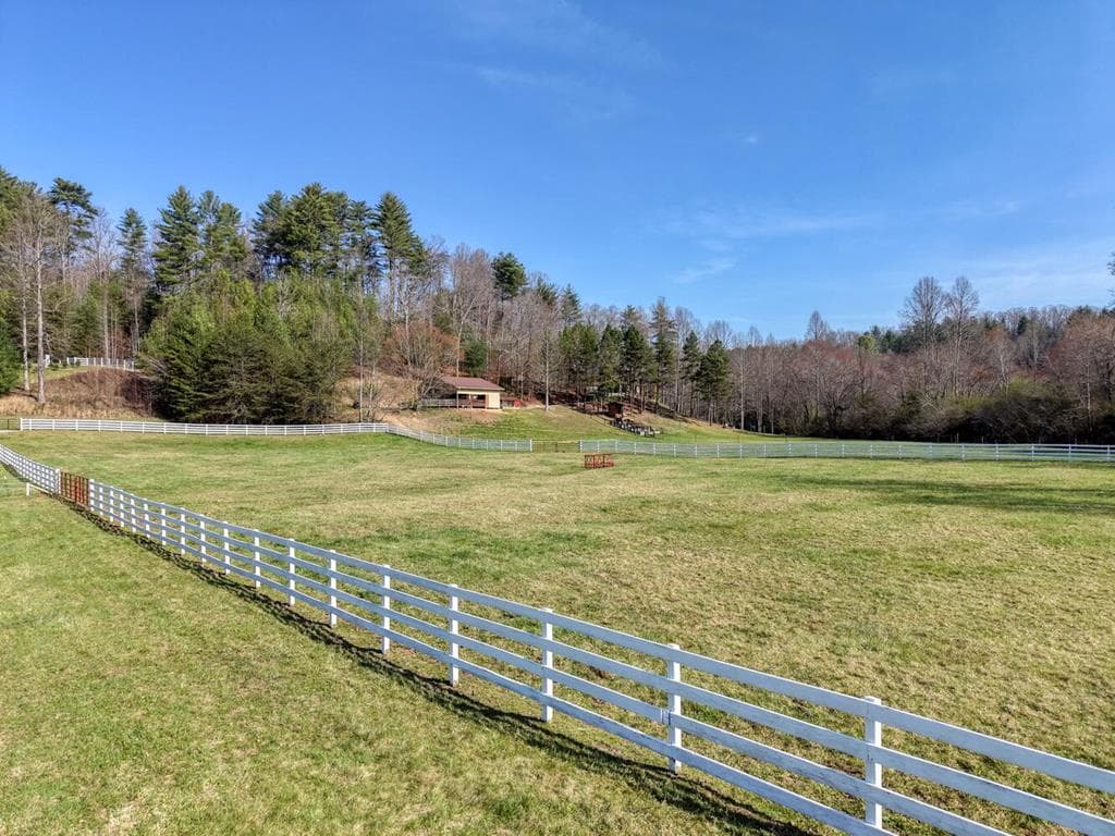288 Happy Valley Drive, Blairsville GA 30512 - Photo