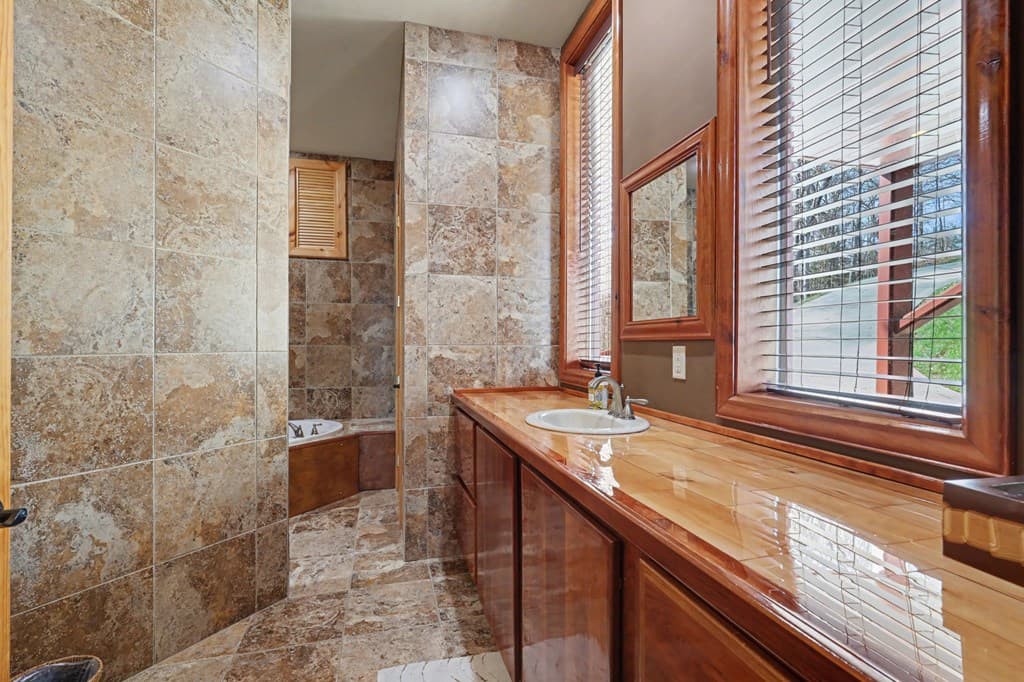 1613 Clark Drive, Hiawassee GA 30546 - Photo