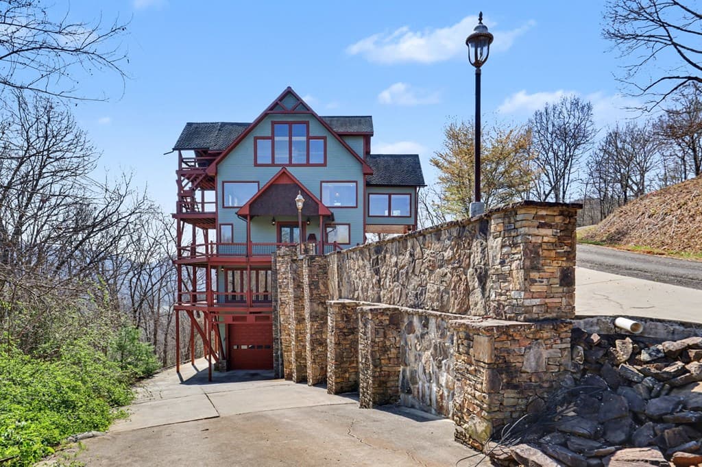 1613 Clark Drive, Hiawassee GA 30546 - Photo
