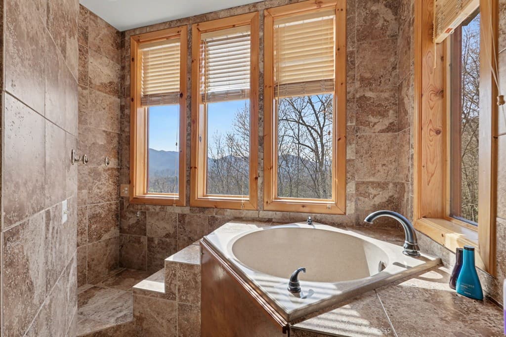 1613 Clark Drive, Hiawassee GA 30546 - Photo