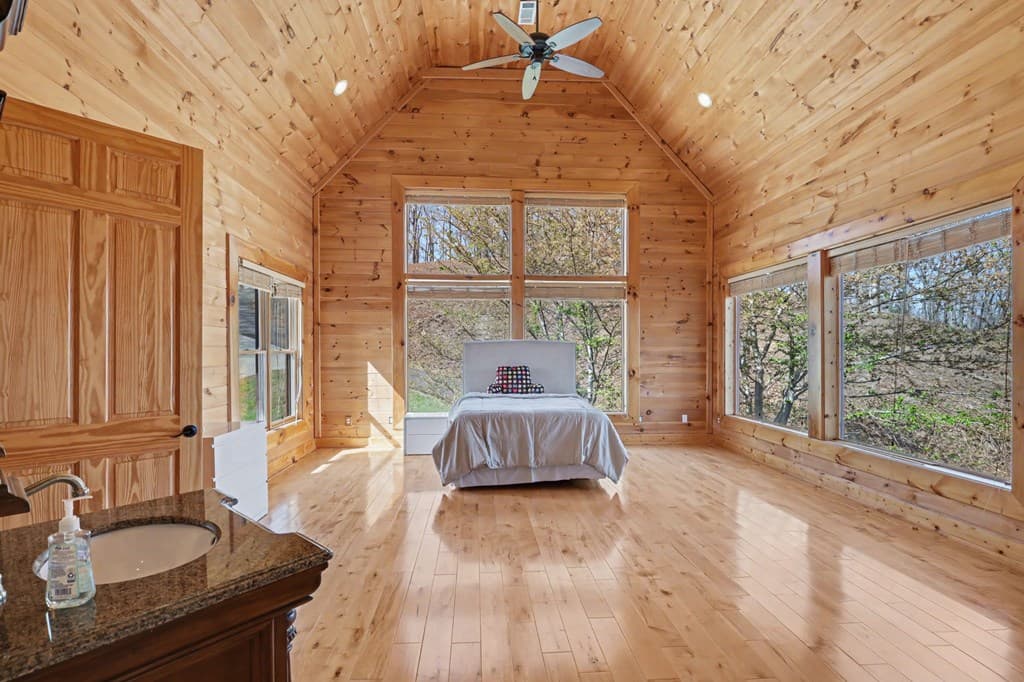 1613 Clark Drive, Hiawassee GA 30546 - Photo