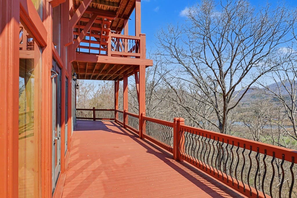 1613 Clark Drive, Hiawassee GA 30546 - Photo