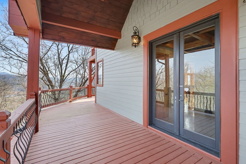 1613 Clark Drive, Hiawassee GA 30546 - Photo