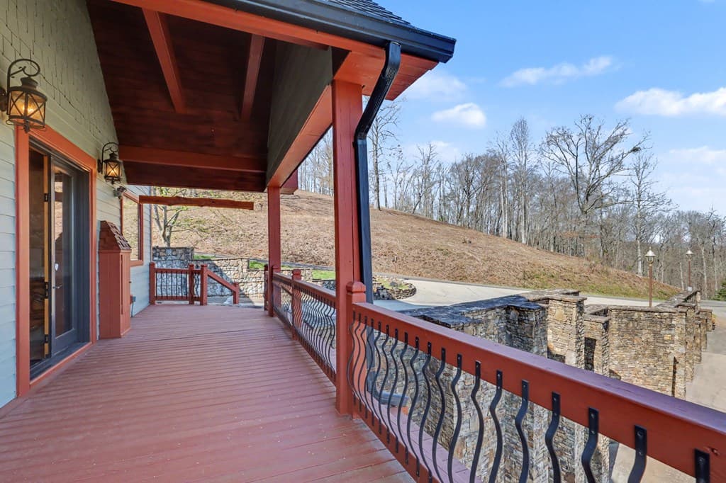 1613 Clark Drive, Hiawassee GA 30546 - Photo