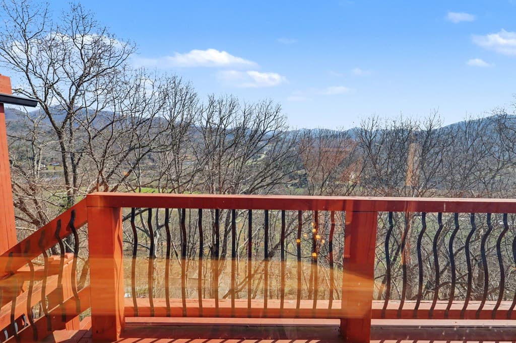 1613 Clark Drive, Hiawassee GA 30546 - Photo