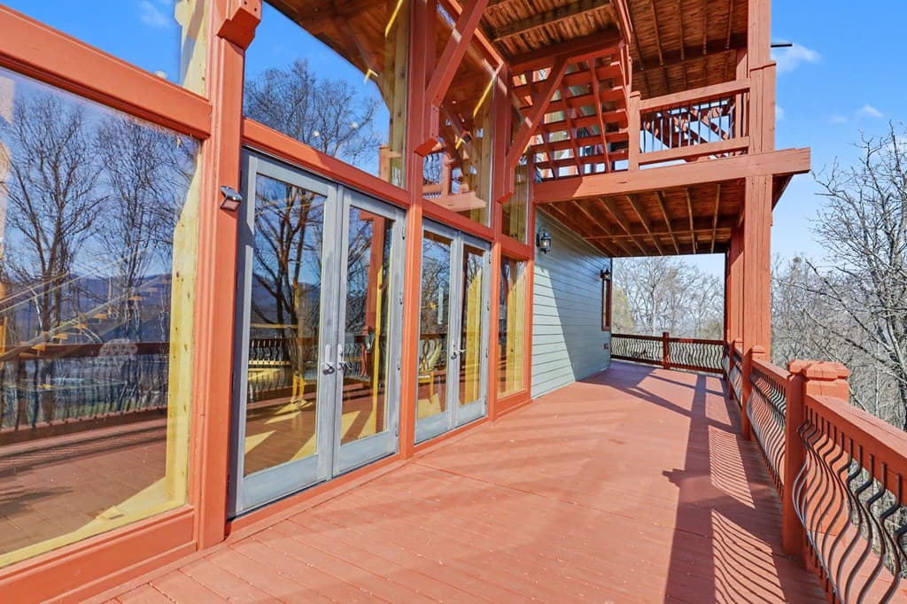 1613 Clark Drive, Hiawassee GA 30546 - Photo
