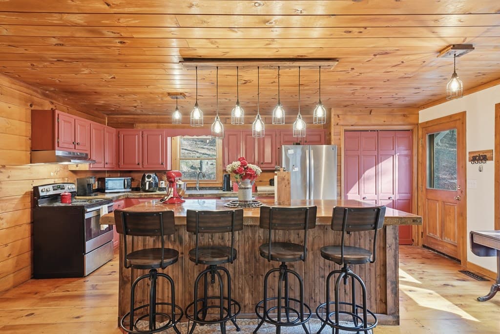 19 Blackberry Falls Lane, Ellijay GA 30536 - Photo