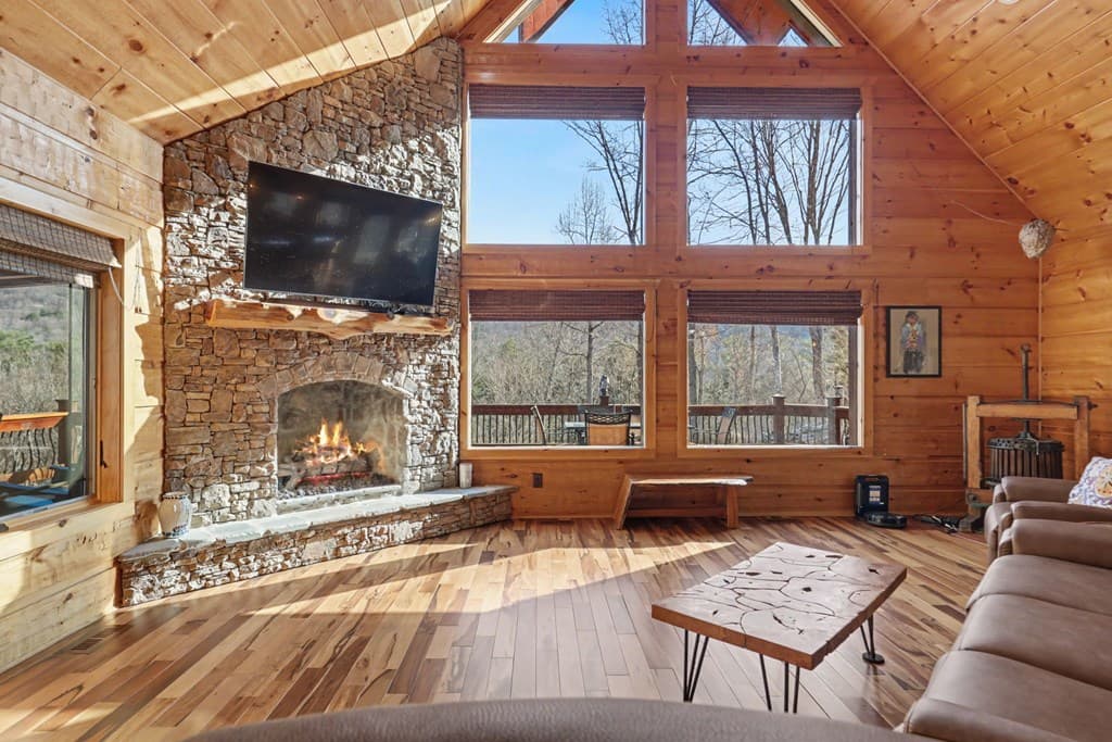 4760 Anderson Road, Hiawassee GA 30546 - Photo