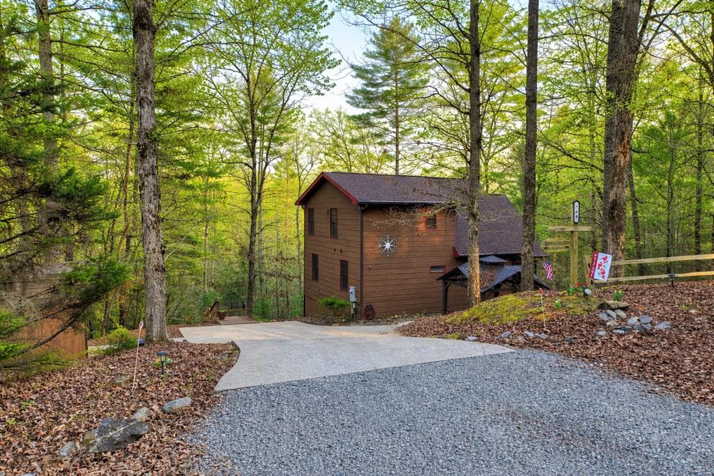 764 Ducktown Lane, Ellijay GA 30540 - Photo