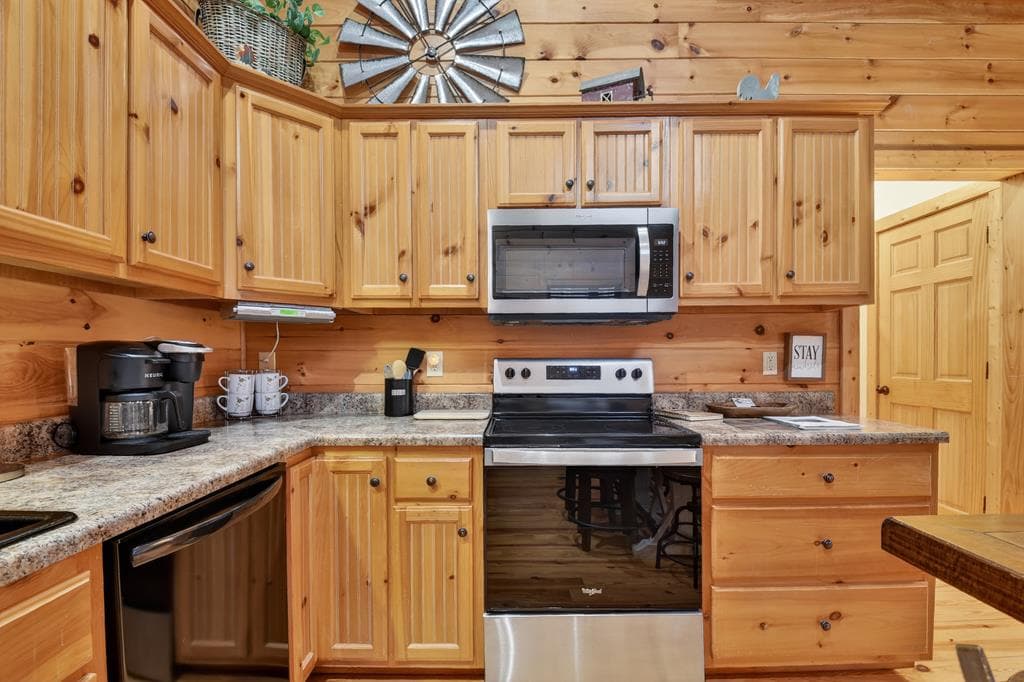 764 Ducktown Lane, Ellijay GA 30540 - Photo