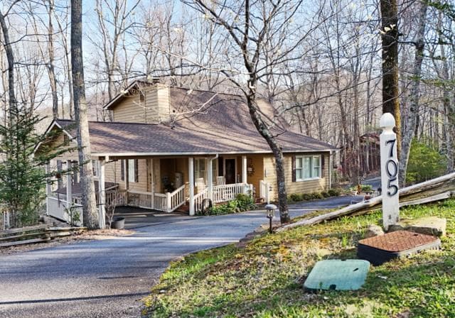 705 Laurel Ridge Drive, Ellijay GA 30536 - Photo