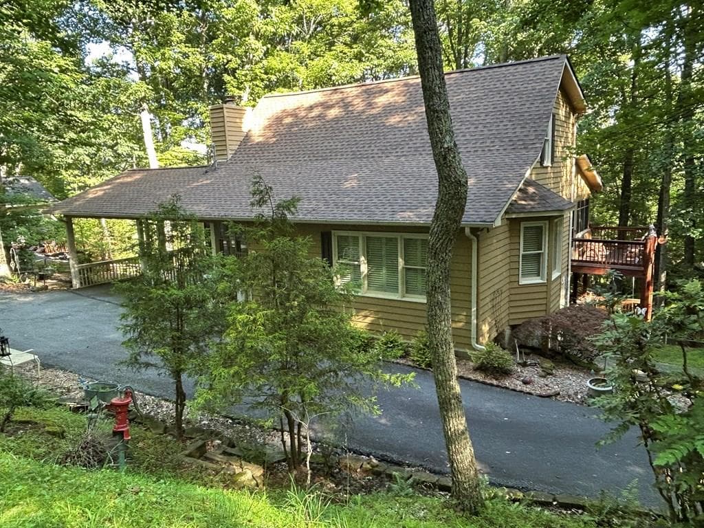 705 Laurel Ridge Drive, Ellijay GA 30536 - Primary photo