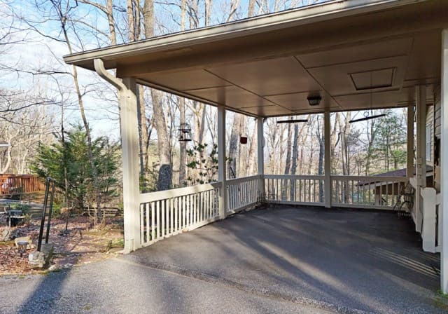 705 Laurel Ridge Drive, Ellijay GA 30536 - Photo