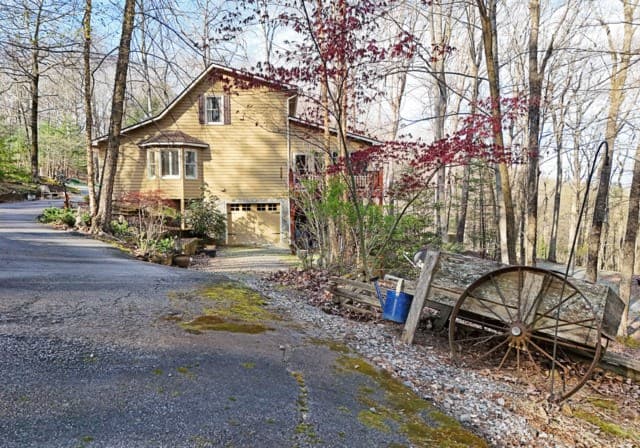 705 Laurel Ridge Drive, Ellijay GA 30536 - Photo