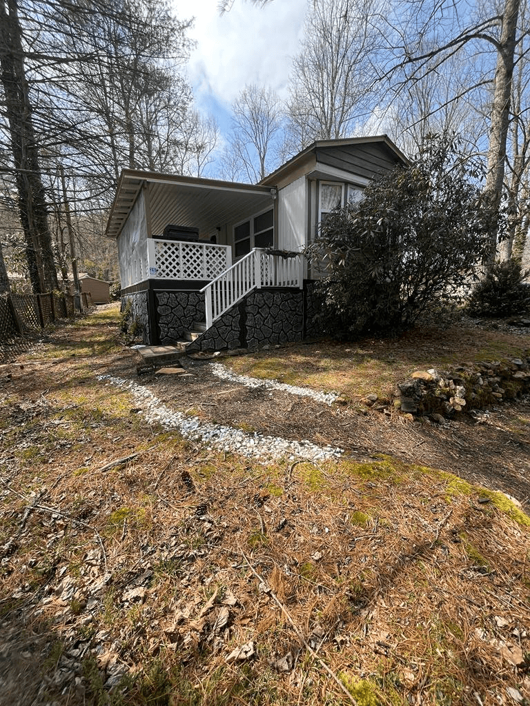 22 Leisure Woods Circle, Hiawassee GA 30546 - Primary photo