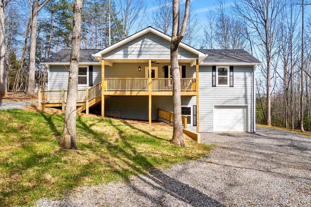 2086 Woodlake Lane, Young Harris GA 30582 - Photo