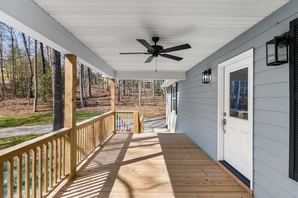 2086 Woodlake Lane, Young Harris GA 30582 - Photo