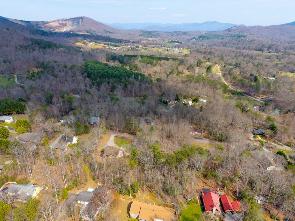 2086 Woodlake Lane, Young Harris GA 30582 - Photo