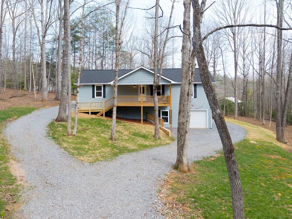 2086 Woodlake Lane, Young Harris GA 30582 - Photo