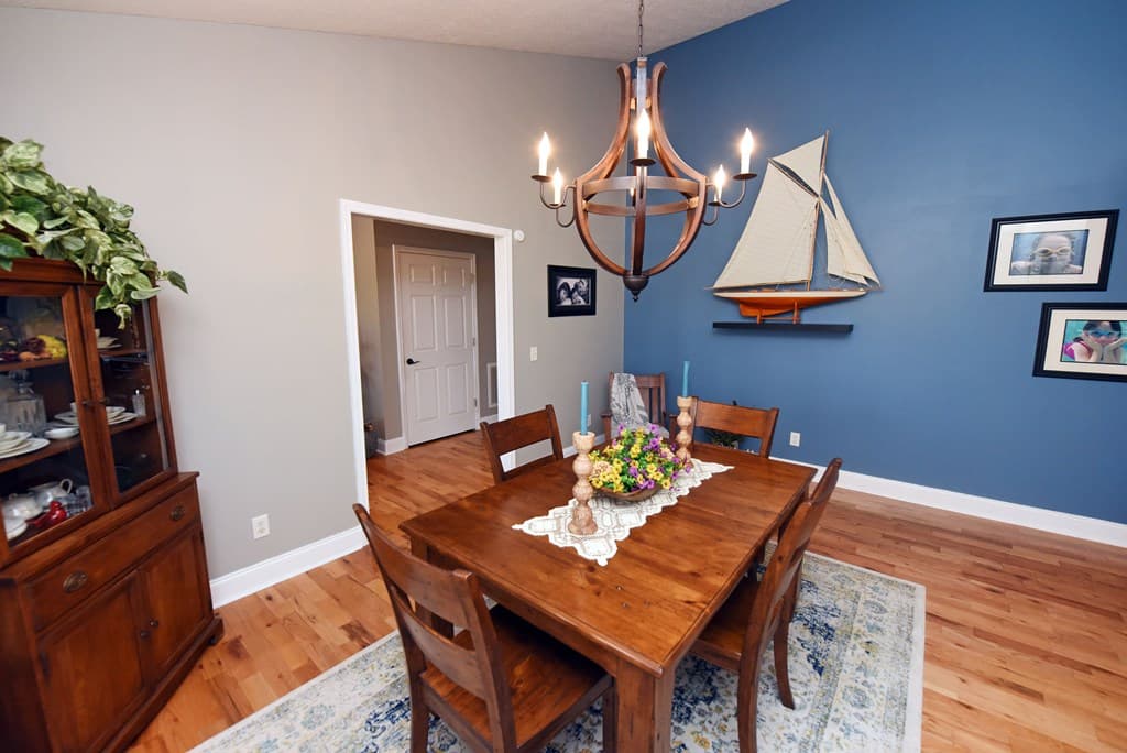 135 W Longview Drive, Blairsville GA 30512 - Photo