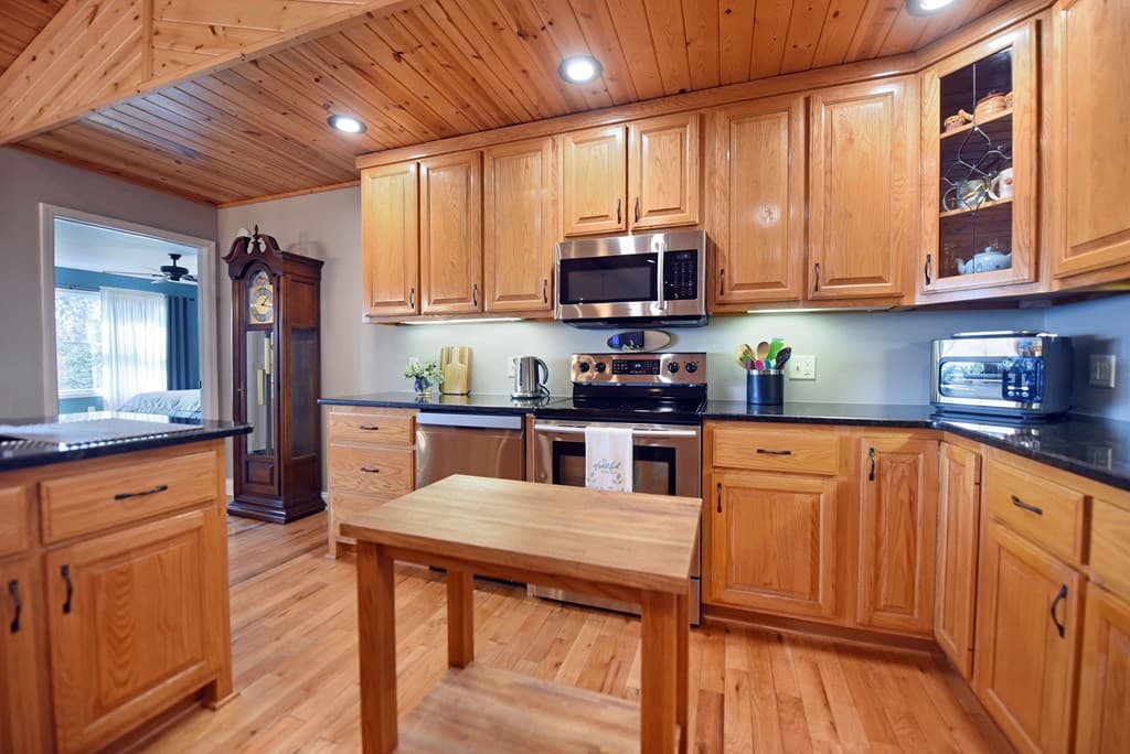 135 W Longview Drive, Blairsville GA 30512 - Photo